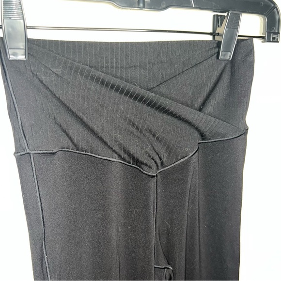 OFFLINE By Aerie Real Me High Waisted Crossover Super Flare Legging Small - Picture 9 of 13